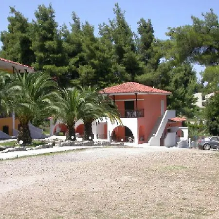 Kassandra Bay-3